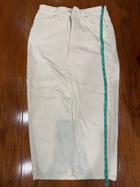 Good American Cream Midi Skirt